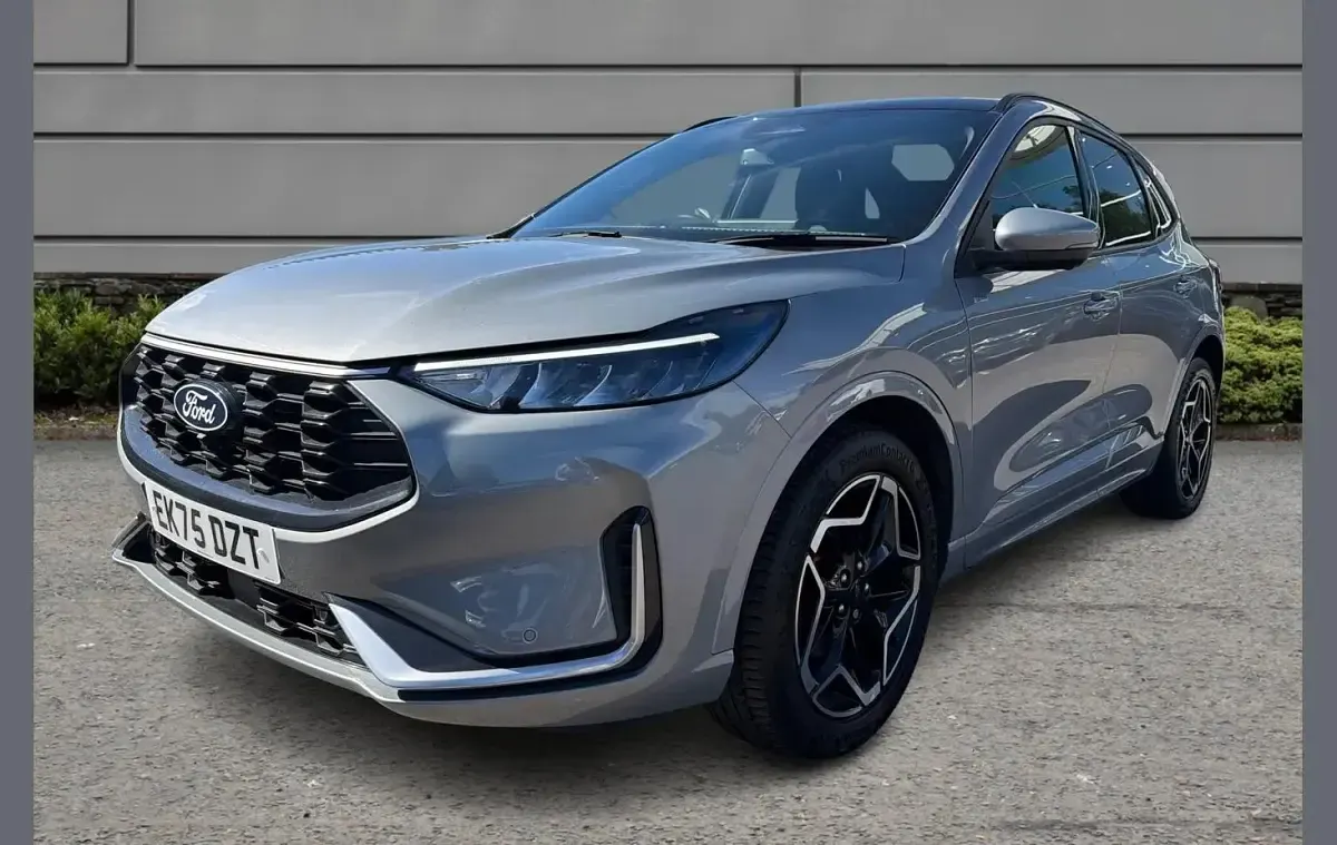 Used Ford Kuga ST-Line 180 HP (132 kW) 2025 Silver SUV