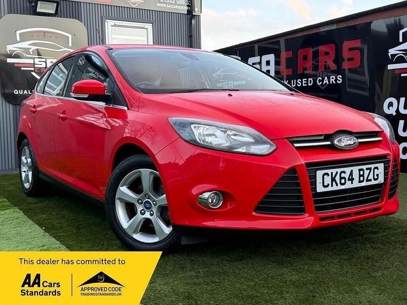 Red Used 2014 Ford Focus Zetec Hatchback | £4,995 (Fair price) - Image 1/4