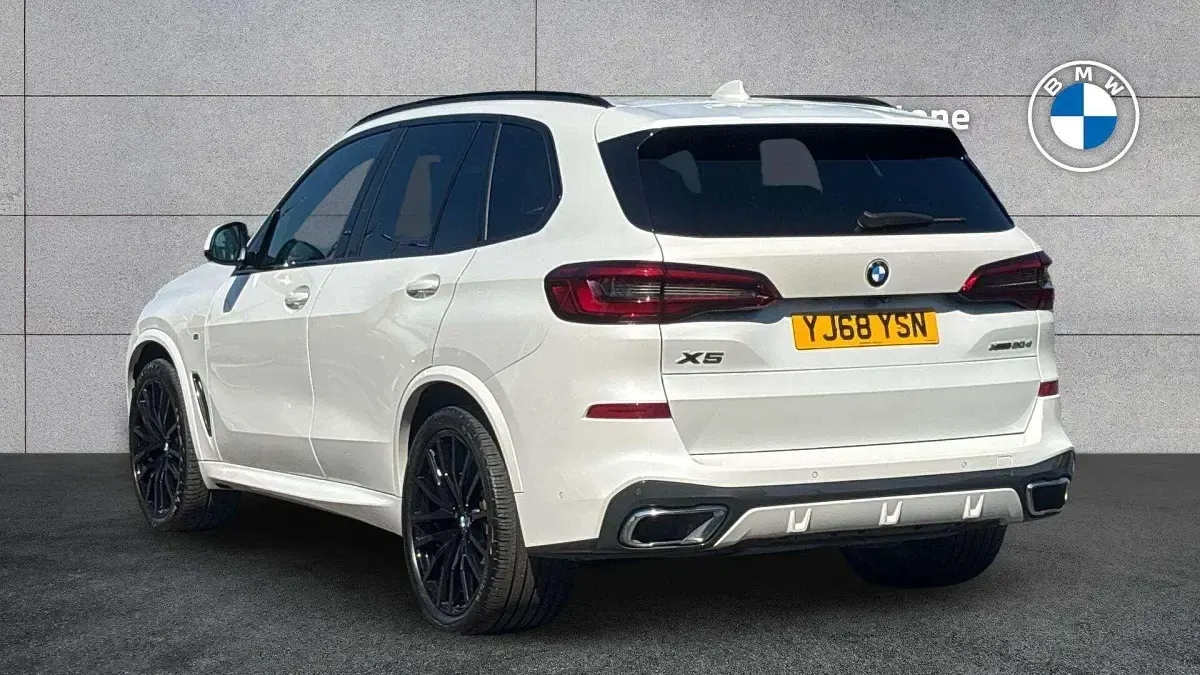 Used BMW X5 M Sport 261 HP (191 kW) 2019 White SUV