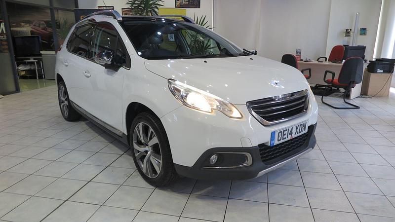 White Used 2014 Peugeot 2008 SUV | £1,992 (Expensive) - Image 1/4