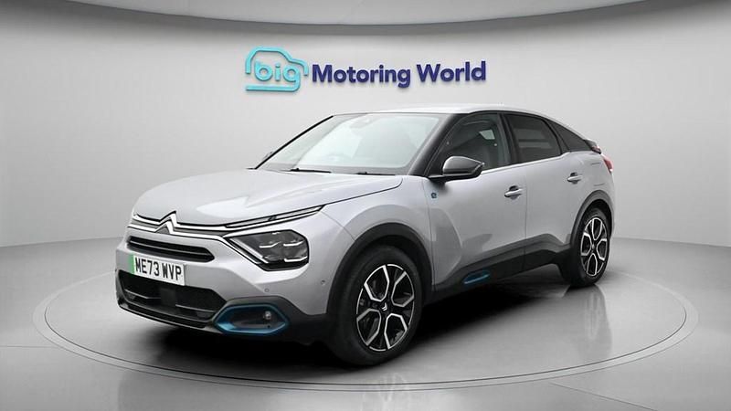 Usado Citroën e-C4 Shine 100 kW (136 HP) 2024 Citadino