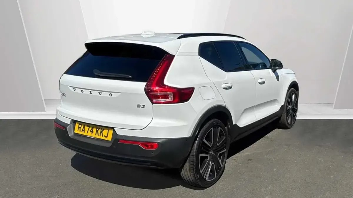 Begagnad Volvo XC40 Ultra 2025 Vit SUV
