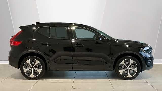 Used Volvo XC40 Plus 197 HP (144 kW) 2025 Onyx black SUV