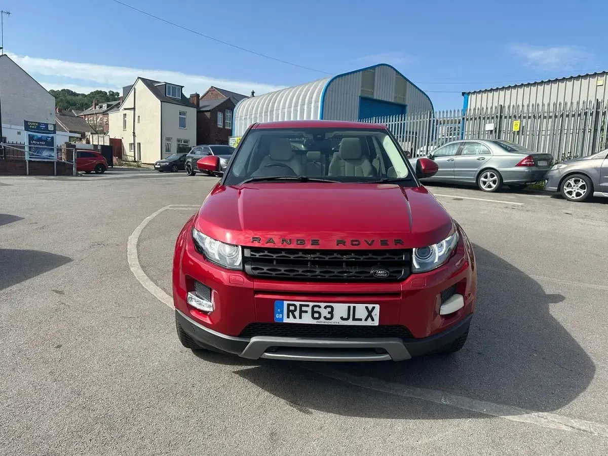 Used Land Rover Range Rover evoque Prestige 150 HP (110 kW) 2014 Red SUV