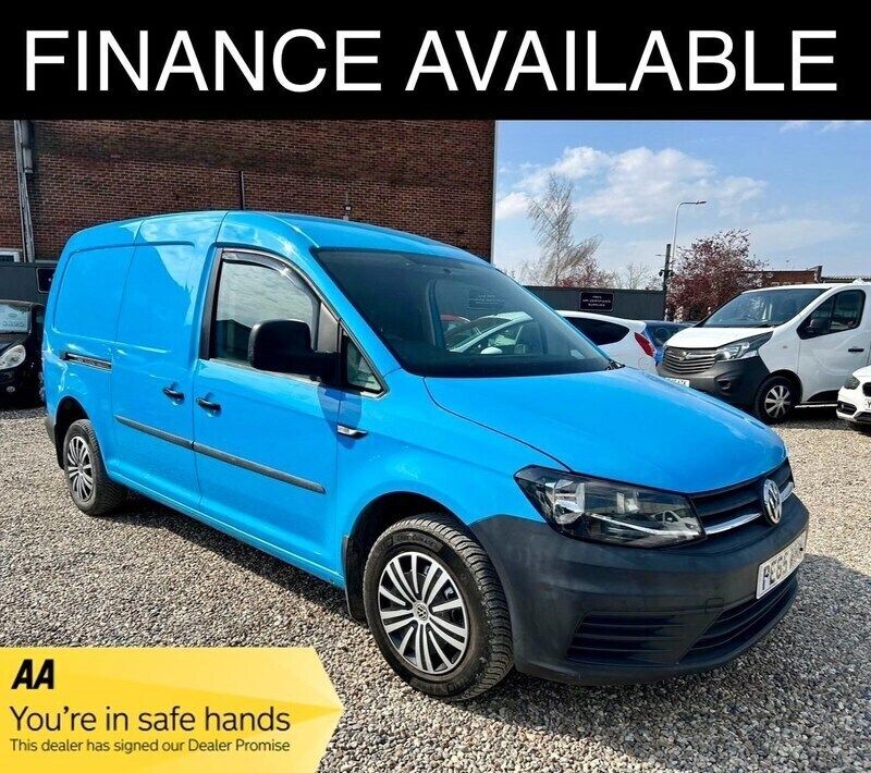 Blue Used 2015 VW Caddy Maxi Startline MPV | £11,495 (Expensive) - Image 1/2