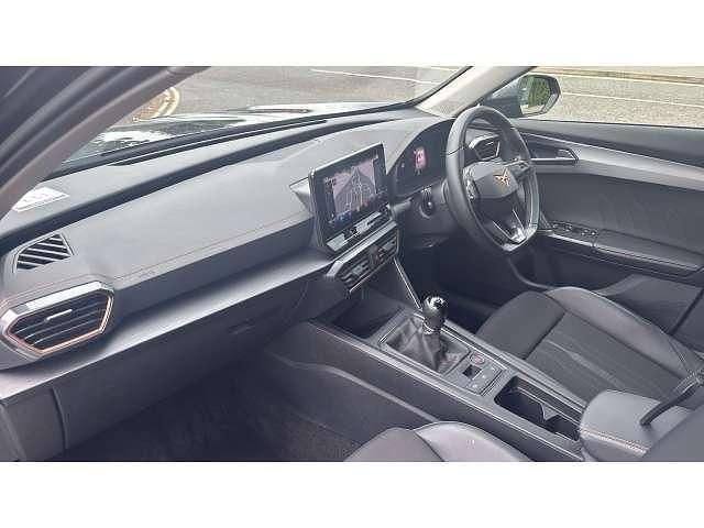 Image 2/4