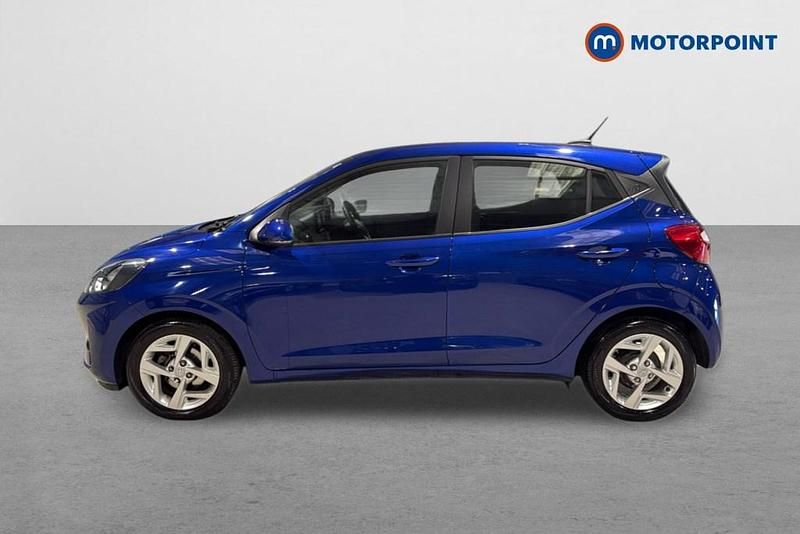 Used Hyundai i10 SE 2021 Blue Hatchback