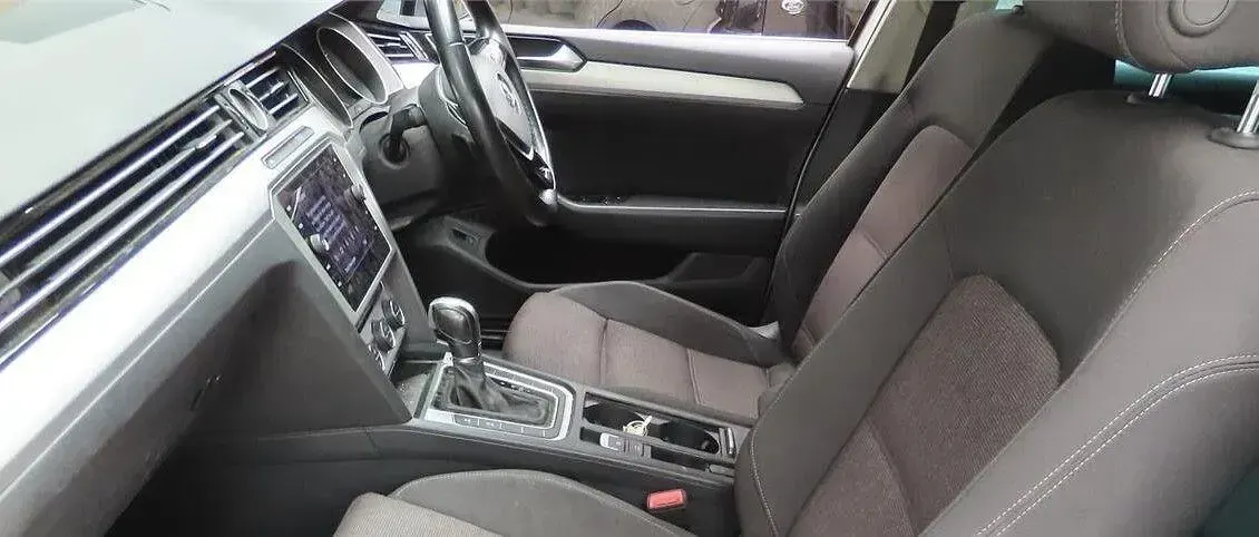 Used VW Passat Business 2019 Silver Estate