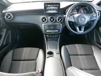 Used Mercedes A200 Sport Edition 156 HP (114 kW) 2018 White Hatchback