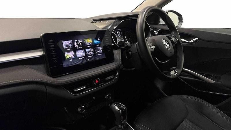 Used Skoda 110 R SE L 81 HP (59 kW) 2023 Moon white metallic Hatchback