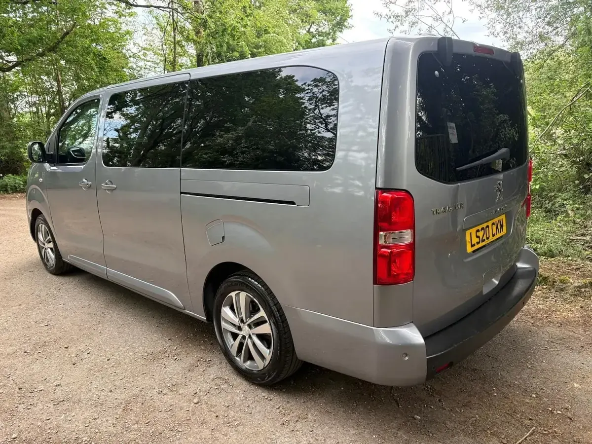 Used Peugeot Traveller Allure 175 HP (128 kW) 2020 Grey MPV