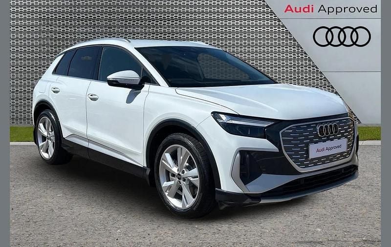 White Used 2025 Audi Q4 e-tron S-Line SUV | £33,200 - Image 1/4