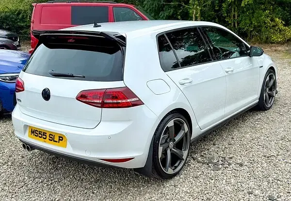 Used VW Golf VII GTD 184 HP (135 kW) 2016 White Hatchback