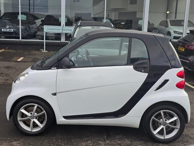 Used Smart ForTwo Coupé Pulse 71 HP (52 kW) 2011 White Coupe