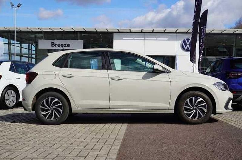 Used VW Polo 95 HP (69 kW) 2024 Hatchback