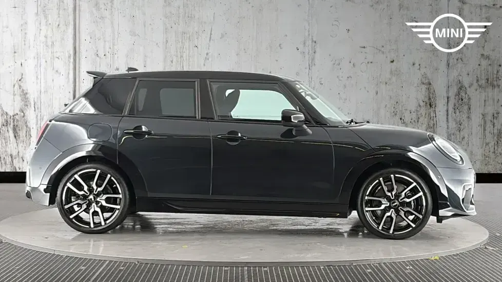 Used Mini Cooper S Hatch 201 HP (147 kW) 2025 Grey Hatchback