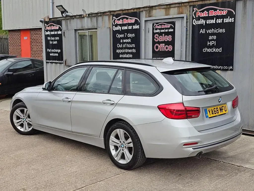 Used BMW 318 Sport Line 150 HP (110 kW) 2019 Silver Estate