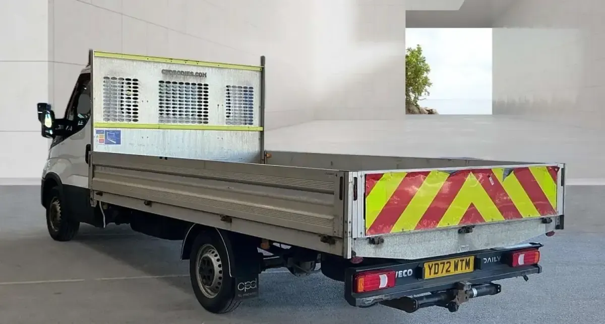 Begagnad Iveco Daily 2022 Vit Cab