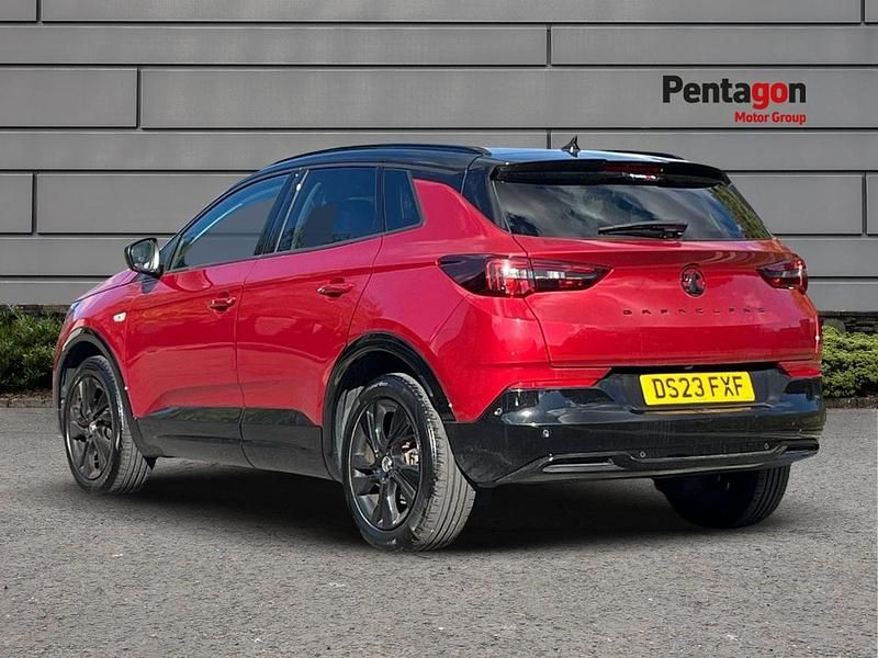 Used Vauxhall Grandland X S 130 HP (95 kW) 2023 Red SUV