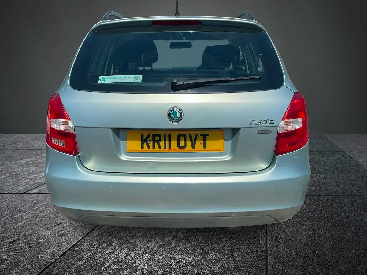 Used Skoda Fabia Elegance 2011 Green Estate