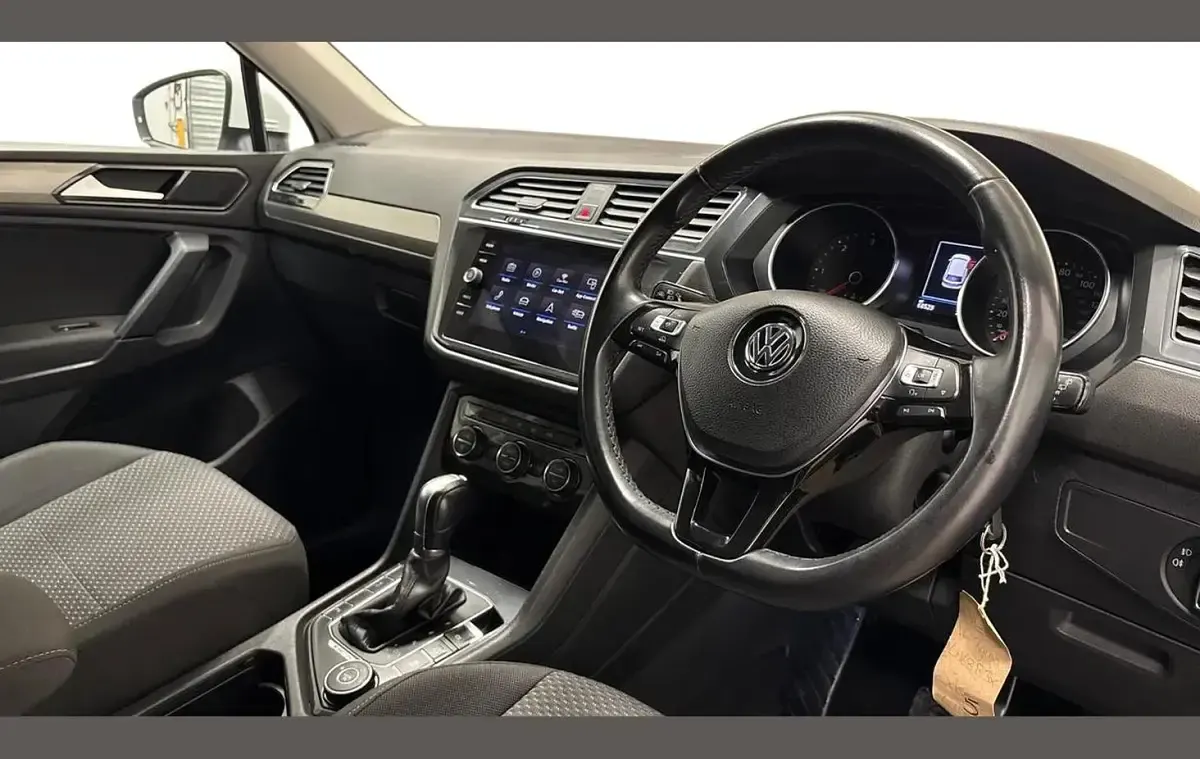 Used VW Tiguan Allspace SE 147 HP (108 kW) 2018 White SUV