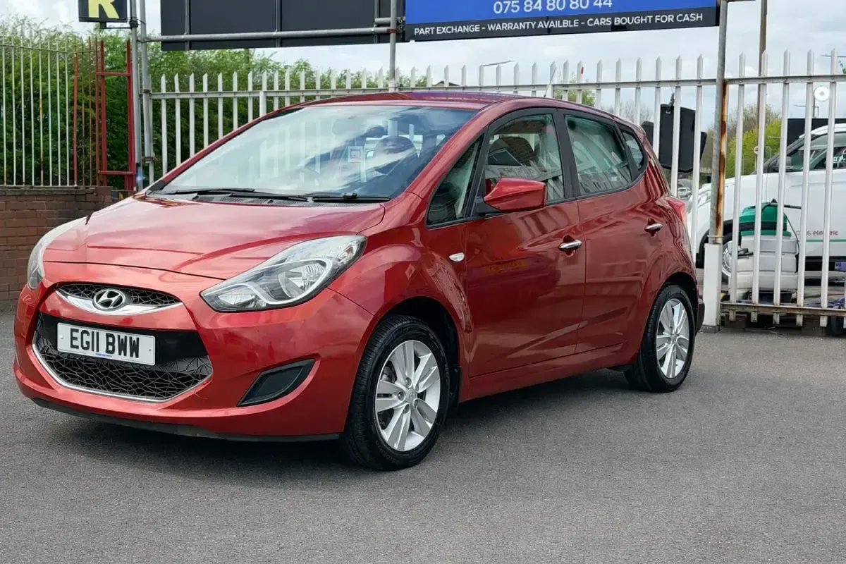 Used Hyundai ix20 Active 2011 Red Hatchback