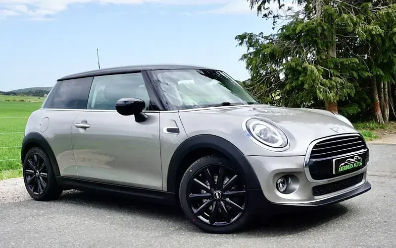 Begagnad Mini Cooper Classic 136 HK (100 kW) 2020 Halvkombi