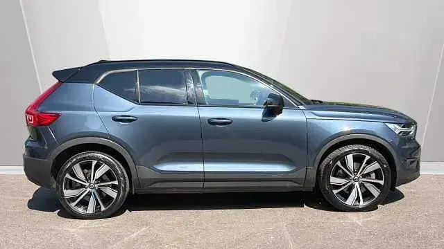 Used Volvo XC40 Pro 300 kW (408 HP) 2022 SUV