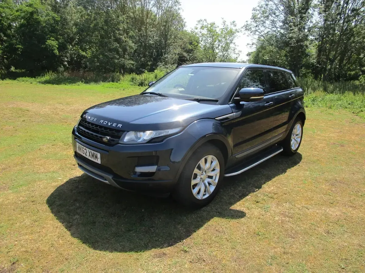 Used Land Rover Range Rover evoque Pure 150 HP (110 kW) 2012 Blue SUV