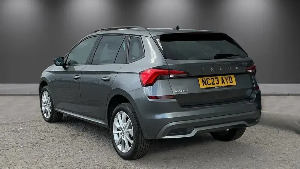 Used Skoda Kamiq SE Drive 110 HP (80 kW) 2023 Grey SUV