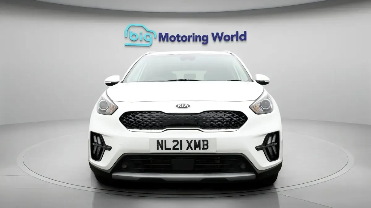 Used Kia Niro 141 HP (103 kW) 2021 White SUV