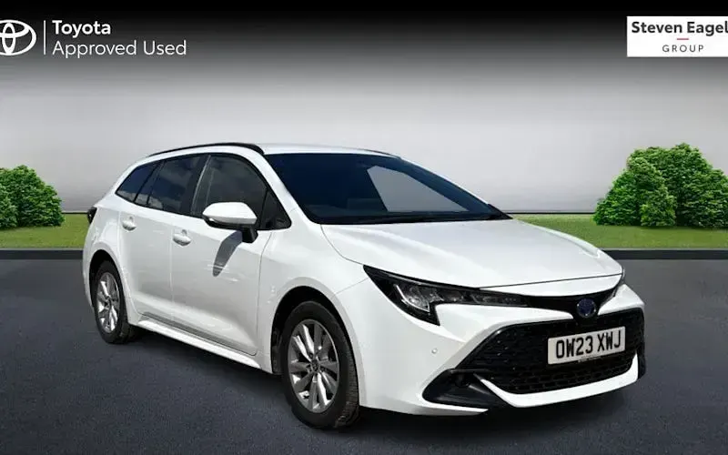 Used Toyota Corolla 140 HP (102 kW) 2026 Estate