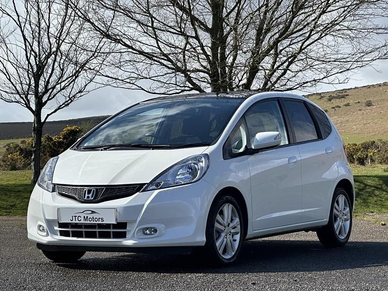 Second-hand Honda Jazz EX 2014 Alb Hatchback