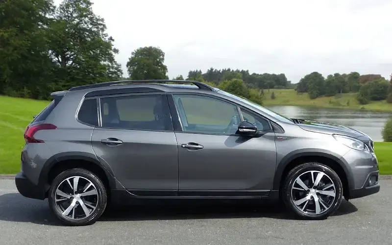 Used Peugeot 2008 GT-line 110 HP (80 kW) 2019 Grey SUV