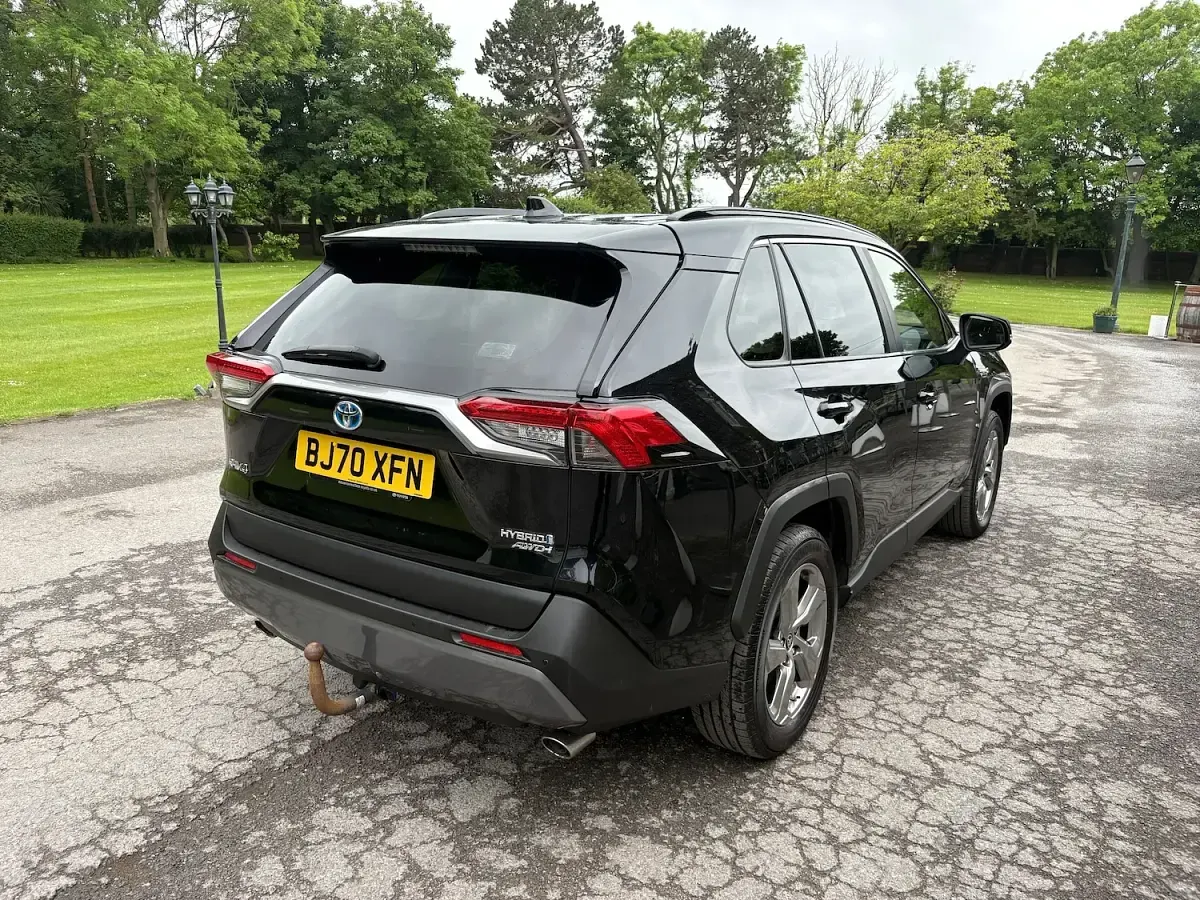 Used Toyota RAV4 Design 222 HP (163 kW) 2020 Black SUV