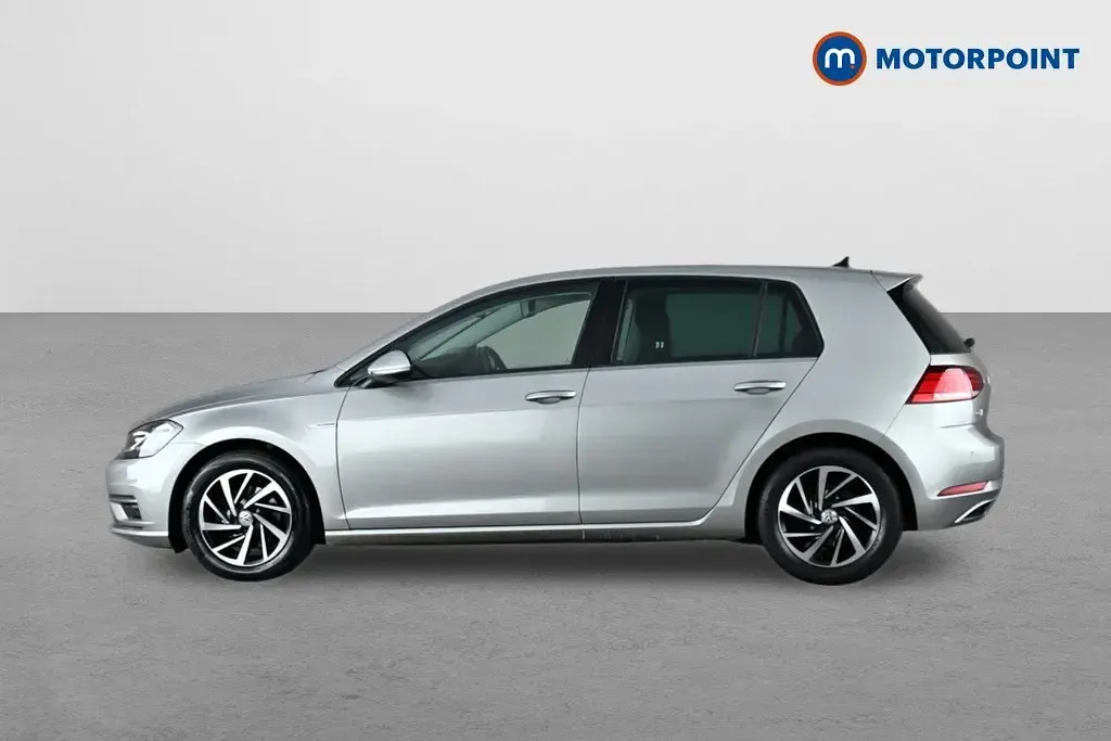 Begagnad VW Golf VII Edition 2020 Silver Halvkombi