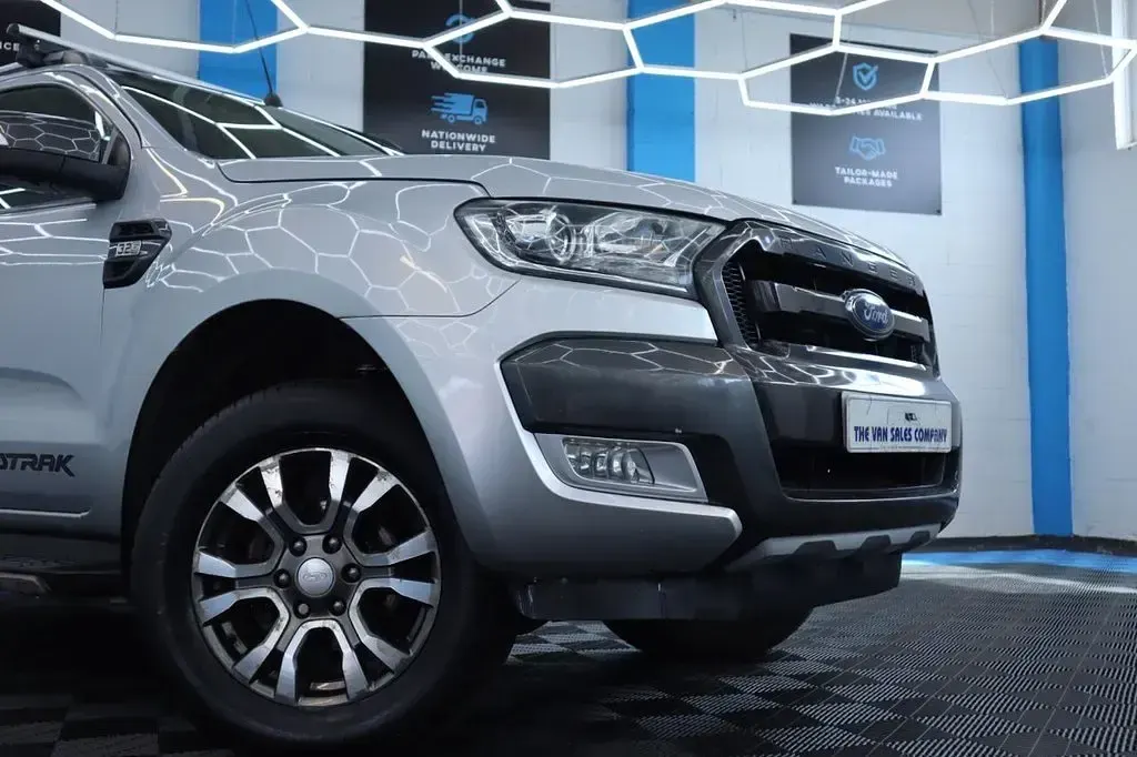 Used Ford Ranger Wildtrack 200 HP (147 kW) 2018 Silver Pickup