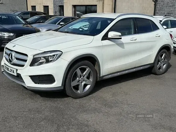 Used Mercedes GLA220 AMG line 2015 White SUV