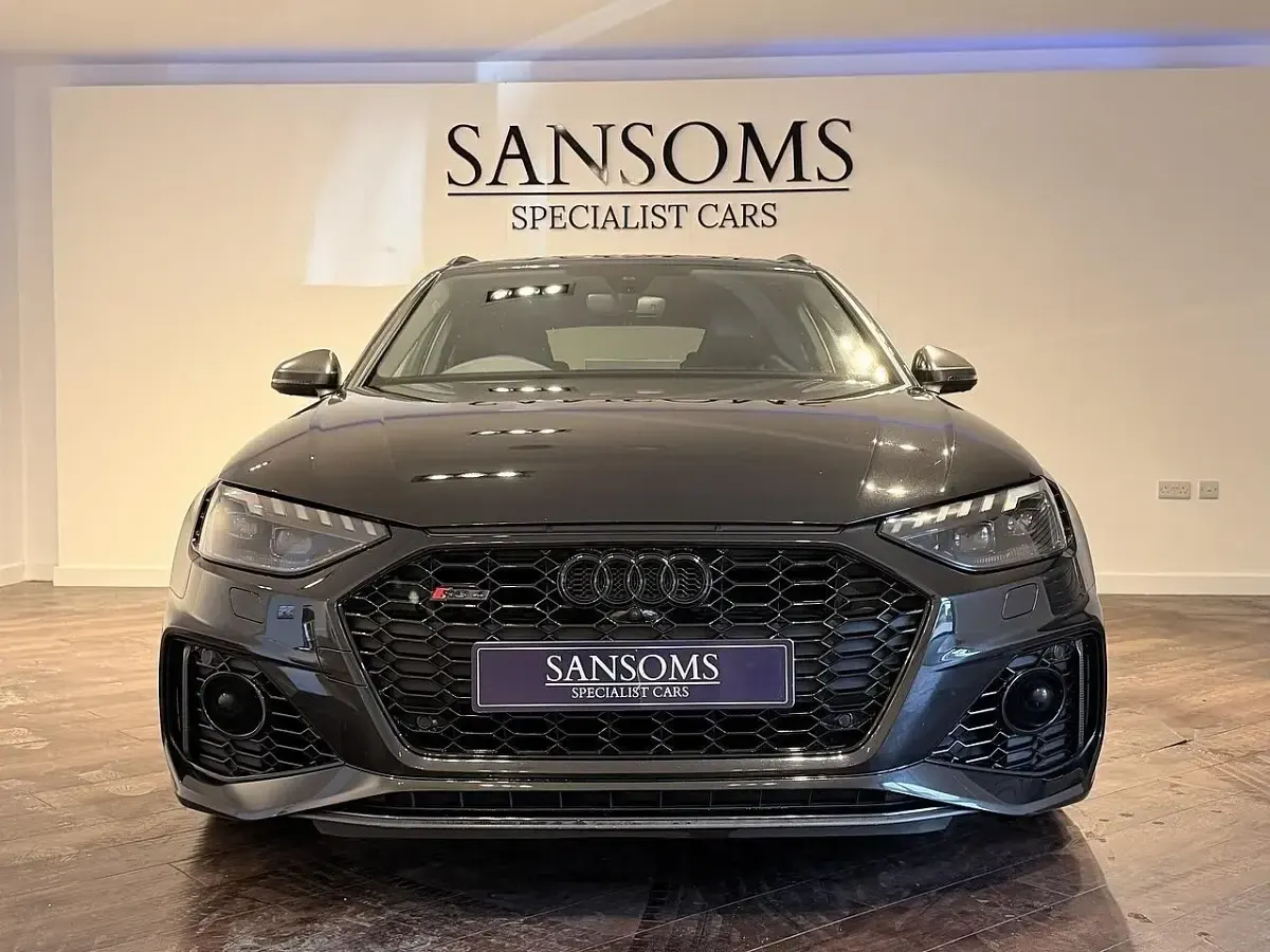 Usado Audi RS4 Exclusive 2020 Castanho Carrinha