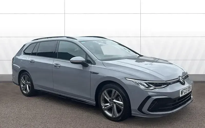 Used VW Golf VIII R-line 150 HP (110 kW) 2023 Estate