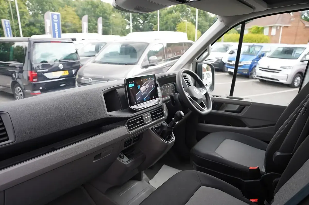 Used VW Crafter 140 HP (102 kW) 2025 White Van