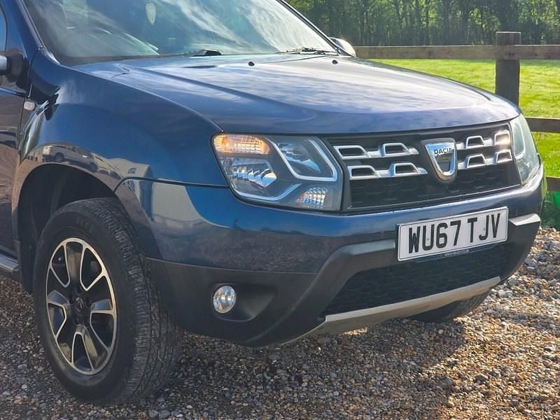 Used Dacia Duster Prestige 125 HP (91 kW) 2017 Blue SUV