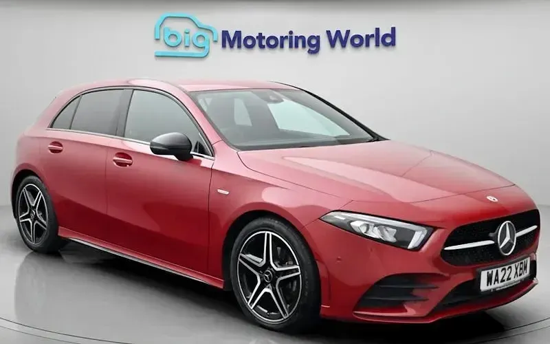 Gebraucht Mercedes A180 Executive 136 PS (100 kW) 2022 Kleinwagen
