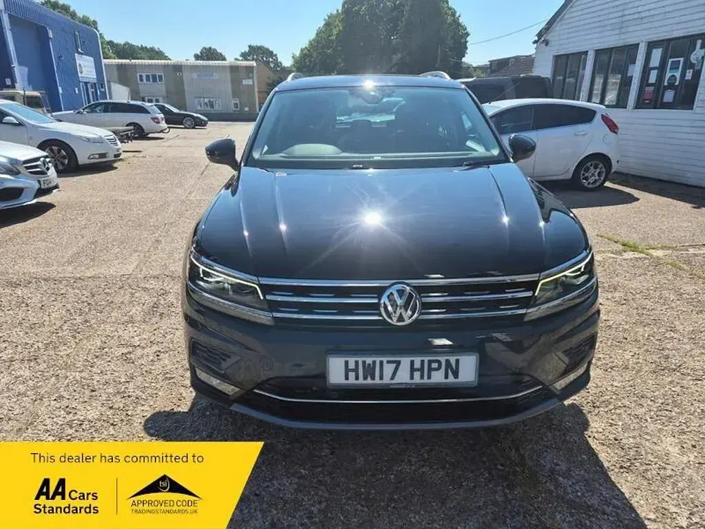Used VW Tiguan SEL 150 HP (110 kW) 2017 Black SUV