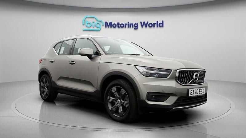 Used 2020 Volvo XC40 Inscription SUV | £19,400 (Super price) - Image 1/4
