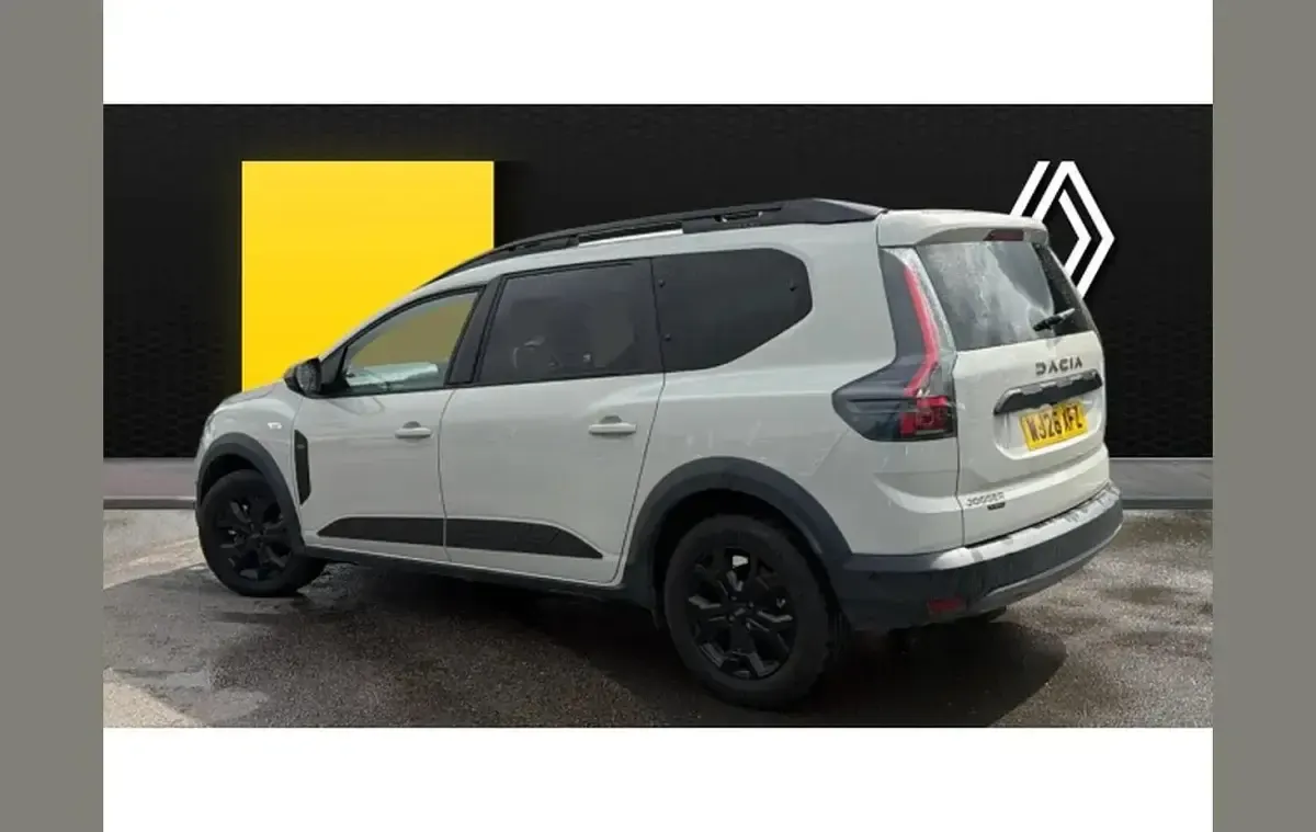 Used Dacia Jogger Extreme 155 HP (114 kW) 2025 Other MPV
