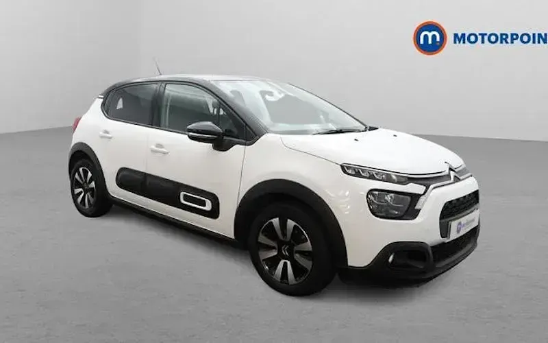 Used Citroën C3 PureTech 110 HP (80 kW) 2024 Hatchback