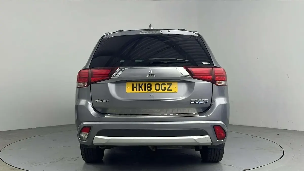 Used Mitsubishi Outlander P-HEV 2018 Grey SUV