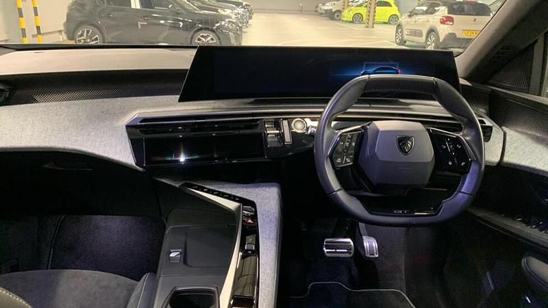 Used Peugeot e-3008 GT 152 kW (207 HP) 2024 Blue SUV