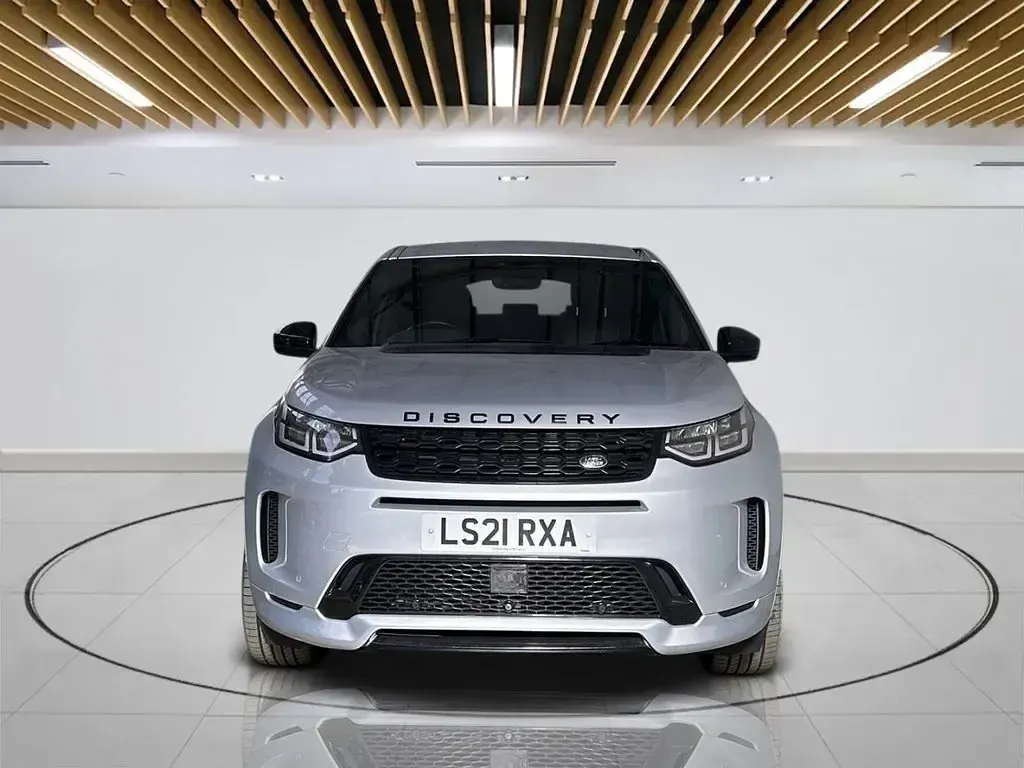Used Land Rover Discovery 5 R-Dynamic 204 HP (150 kW) 2021 Silver SUV
